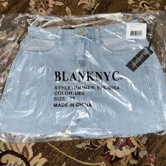 BLANK NYC CRUISE CONTROL DENIM SHORTS - Picture 4 of 6